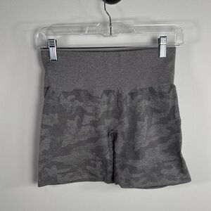NVGTN Gray Camouflage High Waisted Seamless Workout Shorts S